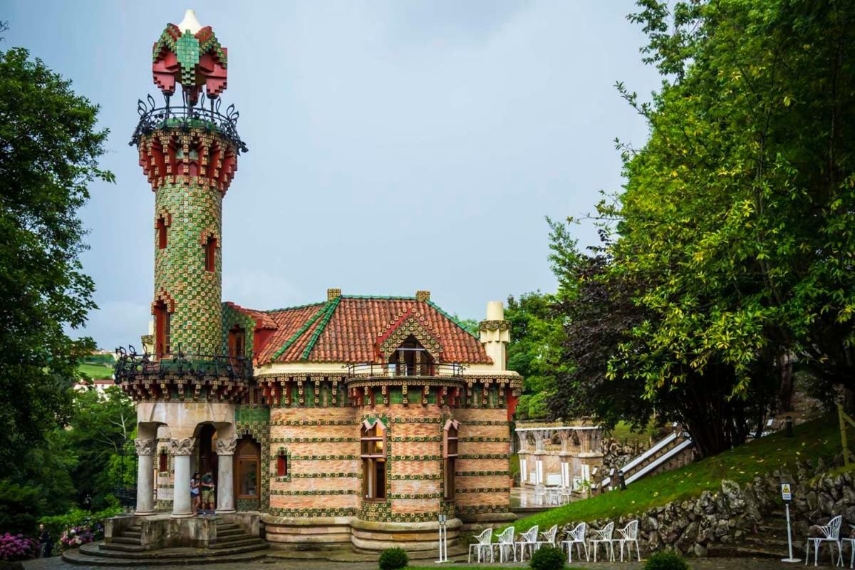 Pension Vega De Pas Comillas Esterno foto